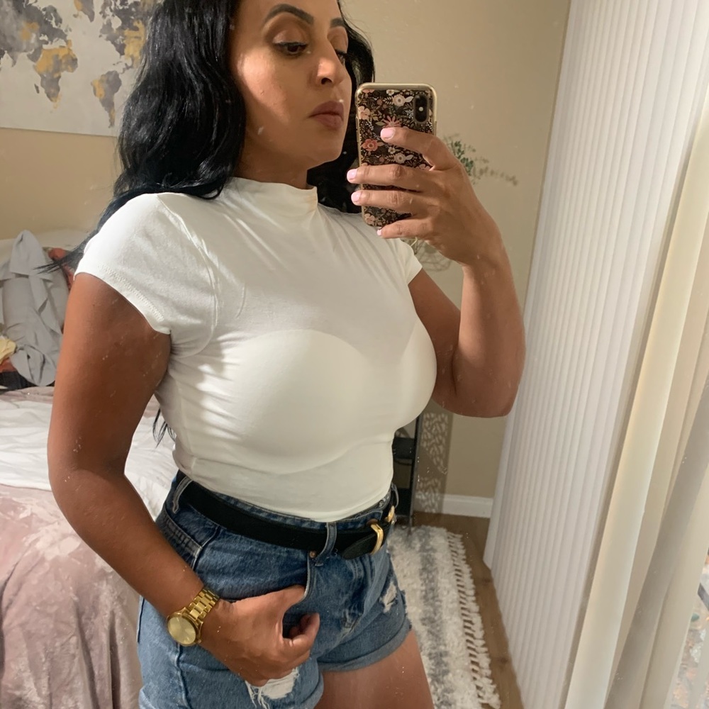NEW Mock Turtle Neck Short Sleeve Crop WHITE Top - Picture 3 of 5